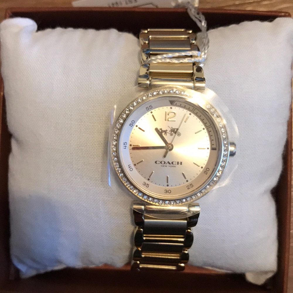 Coach Women’s 1941 Sports GO ladies Gold Watch